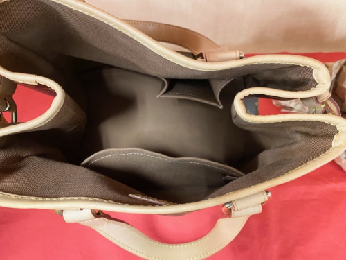 ハンドバッグのLOUIS VUITTON