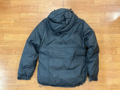 ジャケットのダウンジャケット