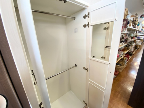 ワードローブのニトリ