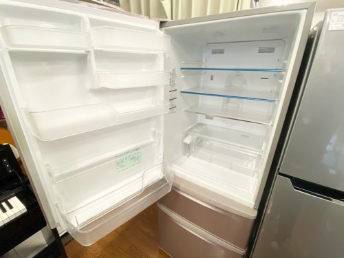 冷蔵庫の3ドア冷蔵庫