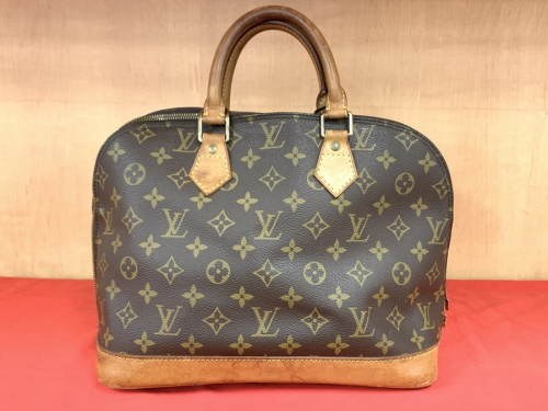 ルイヴィトンのLOUIS VUITTON