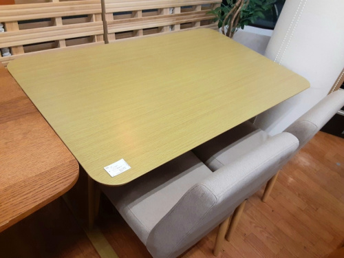 家具のダイニングセット