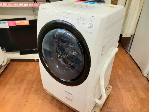 生活家電のドラム式洗濯乾燥機