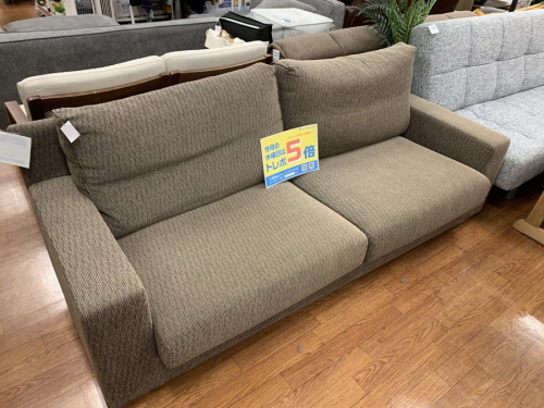 家具のソファ