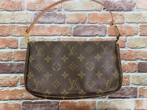 ブランド・ラグジュアリーのLOUIS VUITTON