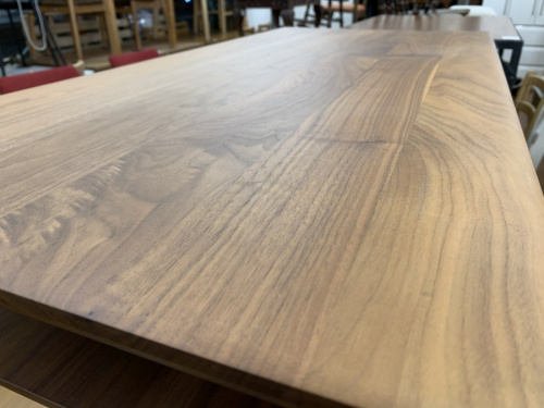 ローテーブルのテーブル