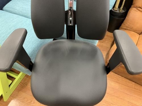 オフィスチェアのDUOREST デュオレスト