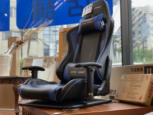 家具のゲーミングチェア