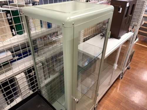 家具のコレクションケース