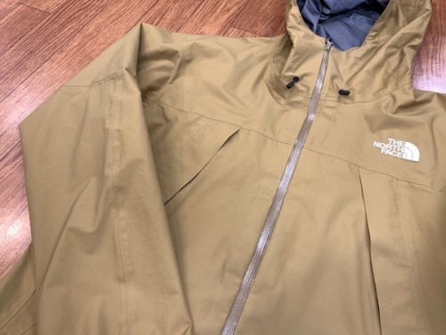 ノースフェイスのTHE NORTH FACE