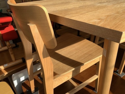 ダイニングセットのFrancfranc