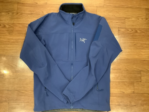 ジャケットのアークテリクス