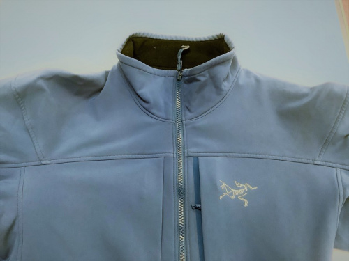 アークテリクスのARC'TERYX