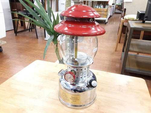 アウトドアのランタン