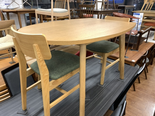 家具のダイニングセット