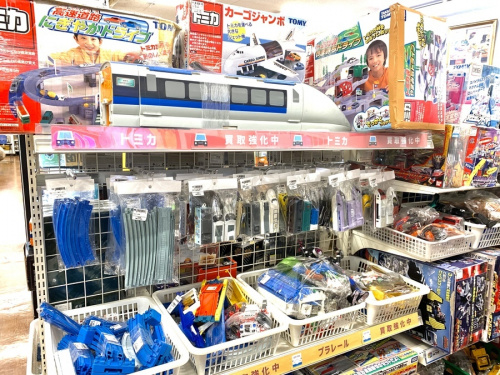 トミカのシルバニアファミリー