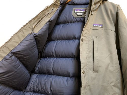 ダウンパーカー