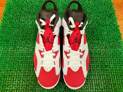 スニーカーのNIKE