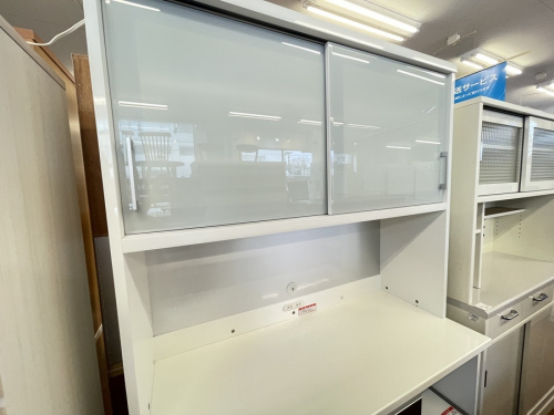 家具のカップボード・食器棚