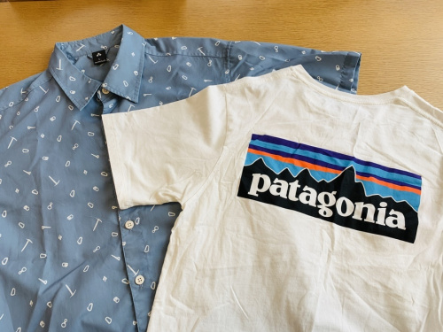 アウトドア用品のアウトドアウェア