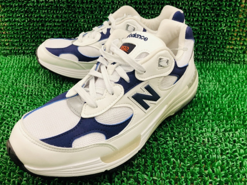 メンズファッションのスニーカー