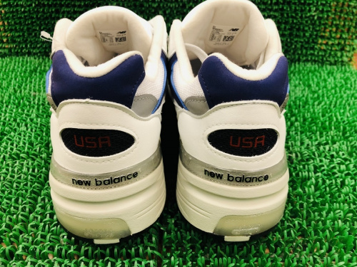 NEW BALANCEのニューバランス