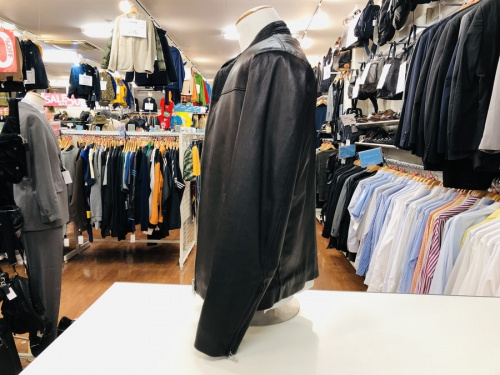 BEAUTY＆YOUTHのライダース