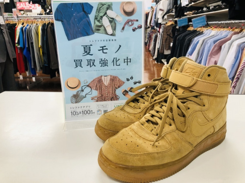 メンズファッションのスニーカー