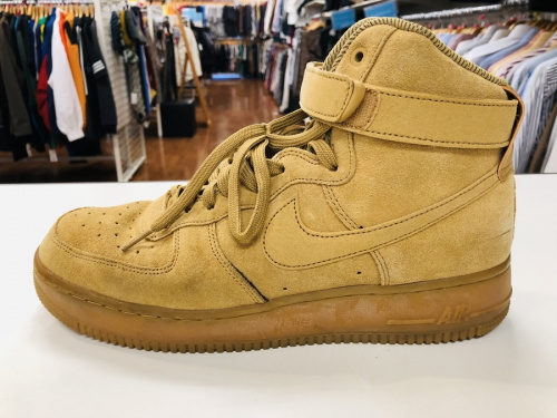 NIKEのAIR FORCE