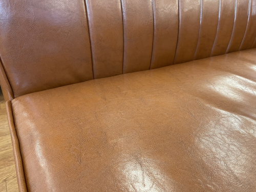 カウチソファー