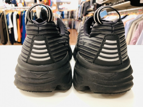 ボンダイのHOKA ONEONE