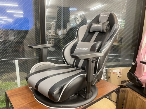 AKRACINGのゲーミングチェア