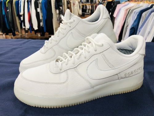 メンズファッションのスニーカー