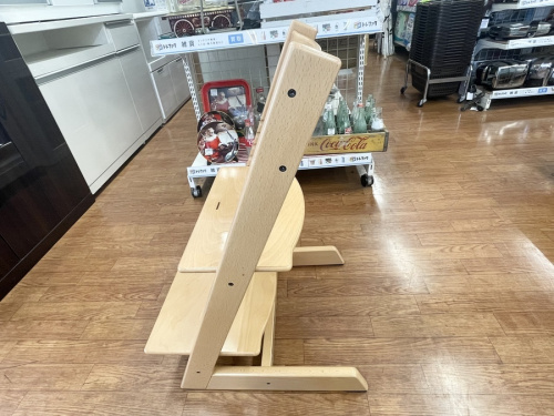 STOKKEのベビーチェア