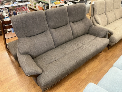 家具のソファ