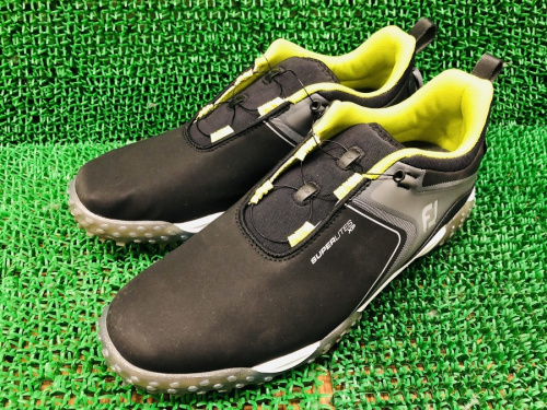 スポーツ用品のゴルフ