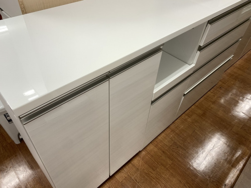 家具のカップボード・食器棚