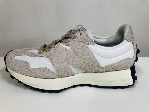 NEW BALANCEのニューバランス