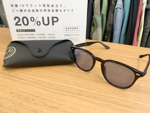 メンズファッションのサングラス