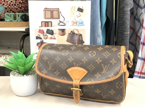 ブランド・ラグジュアリーのLOUIS VUITTON