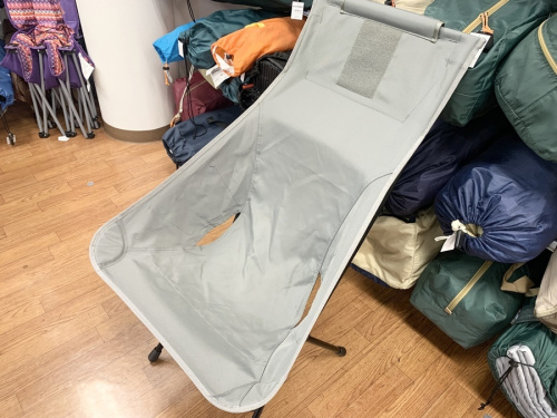 アウトドアのHELINOX