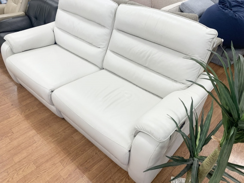 家具のソファー