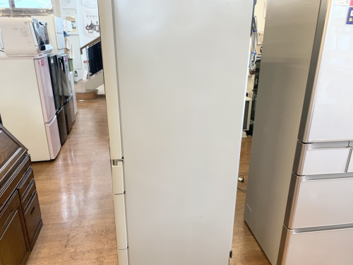 冷蔵庫の6ドア冷蔵庫