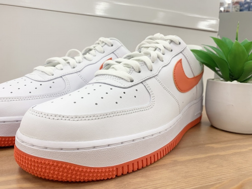 メンズファッションのスニーカー