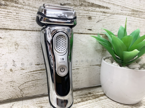 生活家電の電気シェーバー