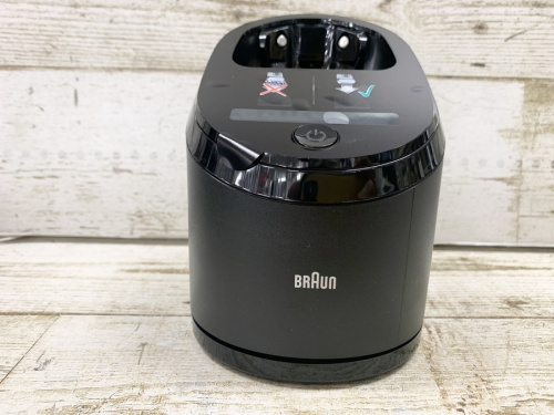 電気シェーバーのBROUN