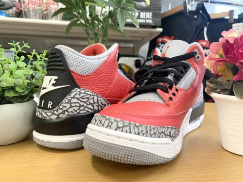 スニーカーのNIKE