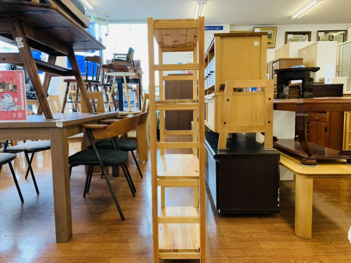 パイン材のラック