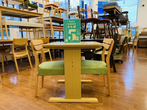 家具のダイニングセット