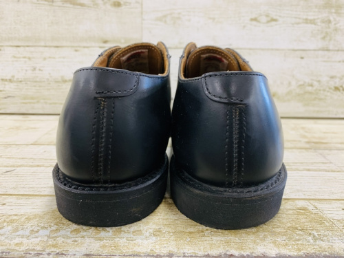 RED WINGのポストマン